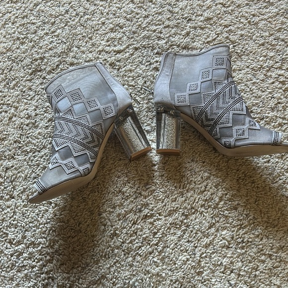 Katy Perry size 11 booties - Picture 3 of 3